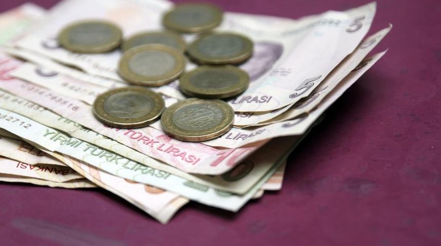 Reuters: Kamu bankaları, Erdoğan'ın a&ccedil;ıklaması sonrası y&uuml;kl&uuml; miktarda dolar satışı ger&ccedil;ekleştirdi