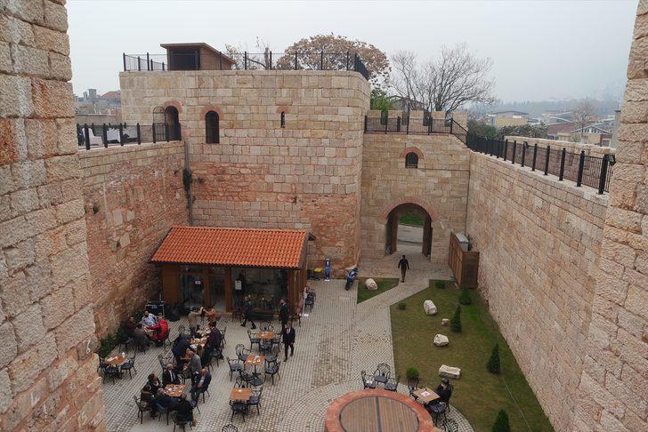 Restorasyonun ardından ziyarete açılan Zindan Kapı ilgi görüyor G2