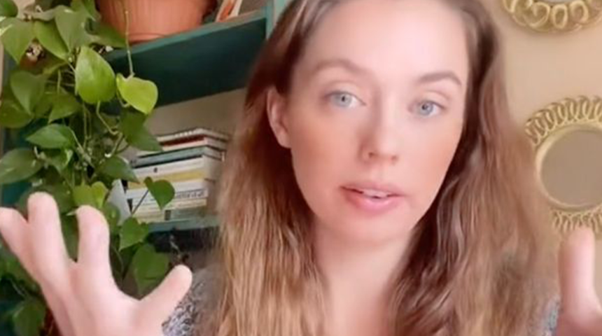 Sosyal medya bu iddiayı konuşuyor! Uzaylılar tarafından kaçırıldığını söyleyen kadın deneyimini anlattı