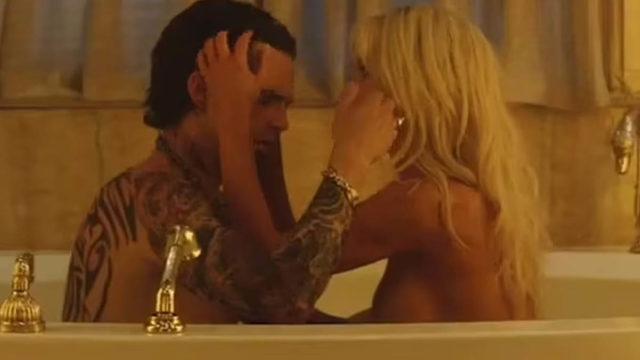 Pam ve Tommy dizisinden tutkulu fragman