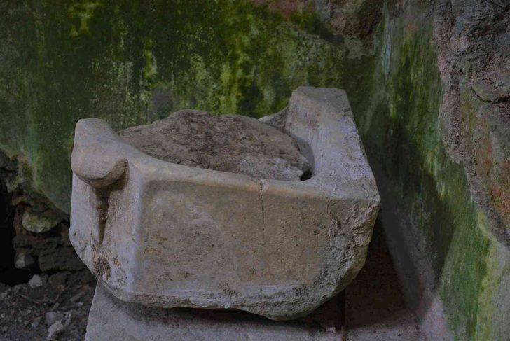 Kocaeli'de toprak altında bulunan hamamın 19. yüzyıldan kaldığı ortaya çıktı G2