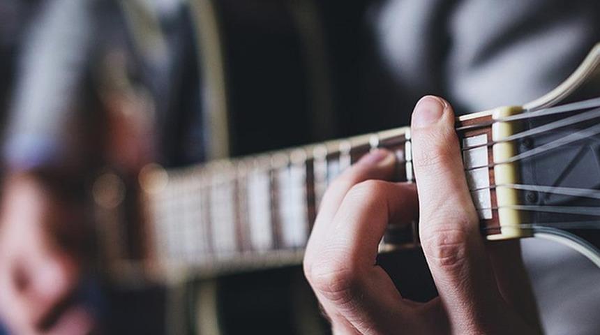 MEÜ'den halka açık müzik eğitimi 