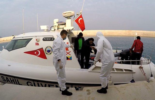 Muğla'da açıklarında lastik bottaki 6 düzensiz göçmen kurtarıldı