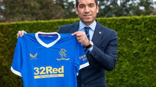 Rangers'ın yeni hocası Van Bronckhorst oldu