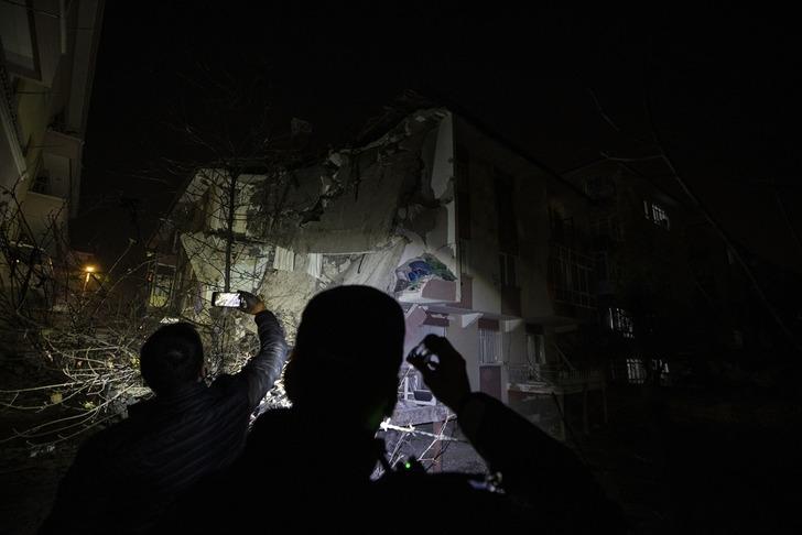 Son Dakika: Ankara'da bir apartmanda patlama G3