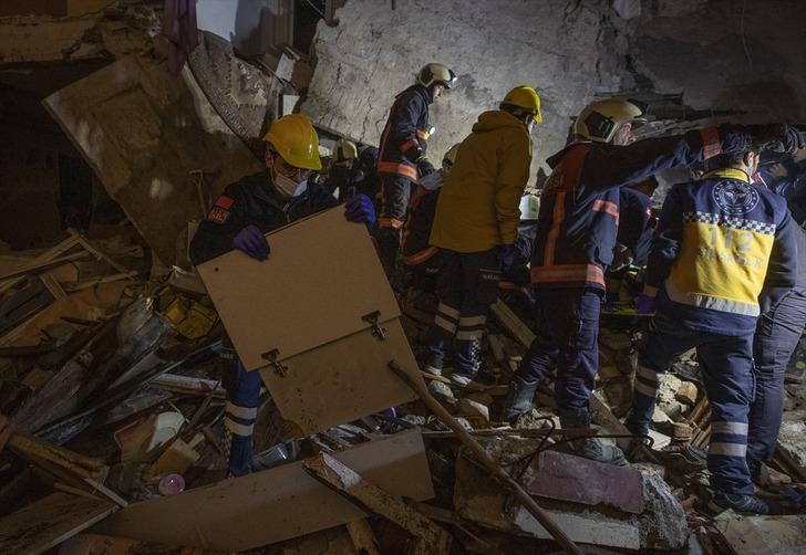 Son Dakika: Ankara'da bir apartmanda patlama G2