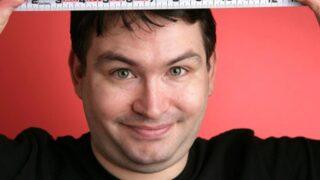 Dünyanın en büyük penisine sahip olduğunu iddia eden Jonah Falcon, yaşadığı zorlukları anlattı