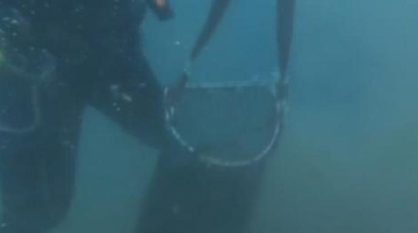 Kaçak avcılar ''pes'' dedirtti! Çuvala koyup denizin dibine saklamışlar 