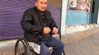 Bu nasıl vicdansızlık! Kas hastasının tekerli sandalyesini çaldılar