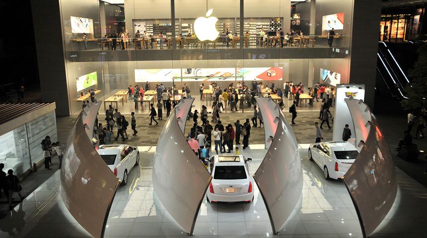 Apple, direksiyonu ve pedalı kaldırabilir