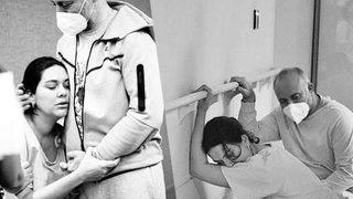  Bergüzar Korel 11 saat doğum sancısı çekti! O anları paylaştı