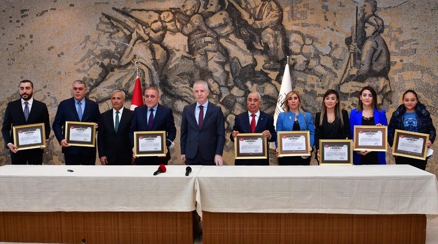 Gaziantep'te hayırsever aile, fen lisesi, spor salonu ve pansiyon yaptıracak