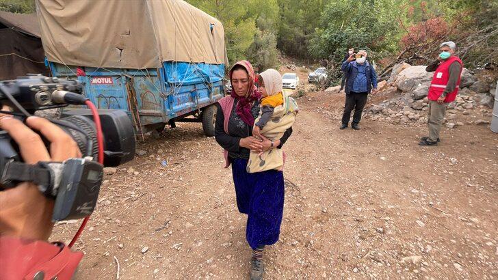 GÜNCELLEME 3 - Mersin'de kaybolan 3 yaşındaki çocuğun cansız bedeni bulundu G1