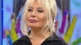 Emel Sayın: 'Yeter!' demek için baskı ile evlendim