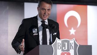 Beşiktaş divan kurulunda gerginlik! Konuşmasını yapıp ayrılan Fikret Orman'a tepki