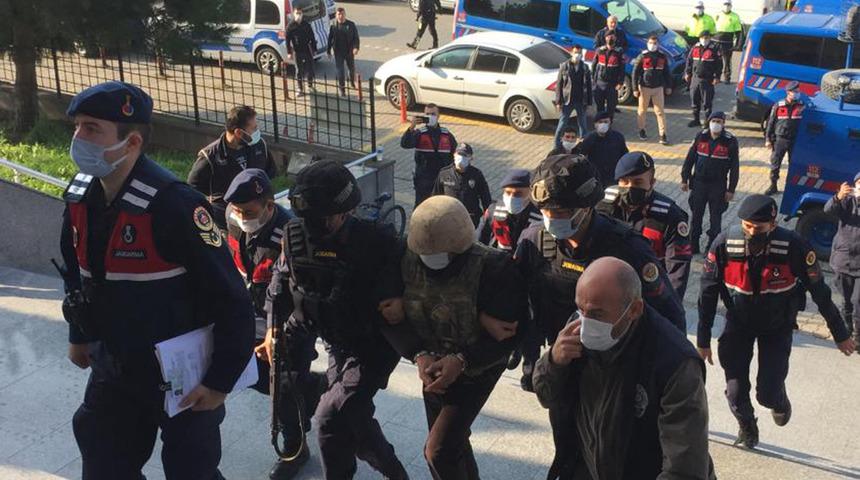 Arazi kavgasında baba ile oğlunu öldürdü, "amacım korkutmaktı" dedi