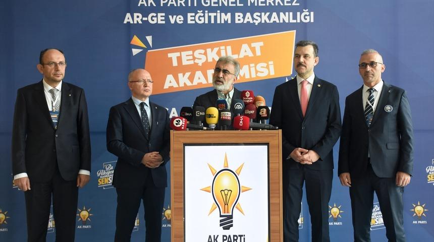 AK Parti Milletvekili Yıldız, Bursa'da "Teşkilat Akademisi" eğitimine katıldı: