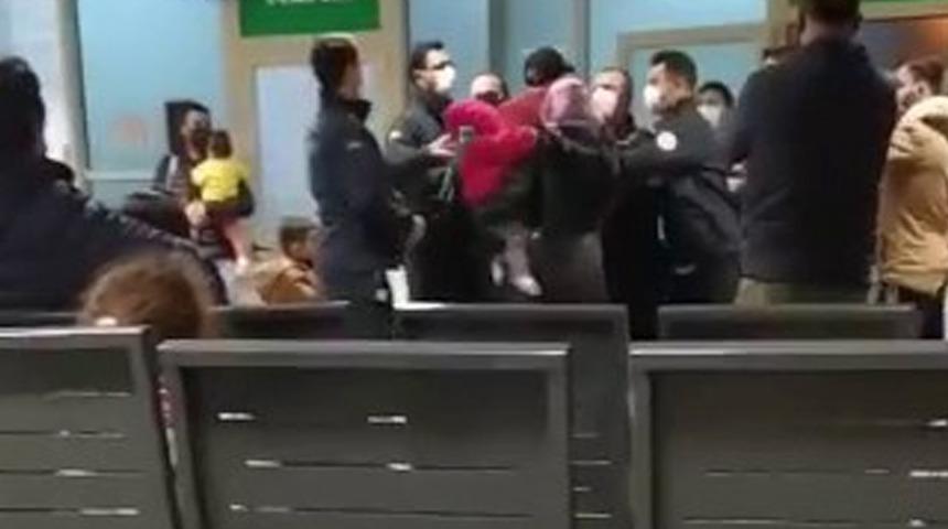 Hastanede korku dolu anlar! "Selamımı neden almadın" deyip dehşet saçtı