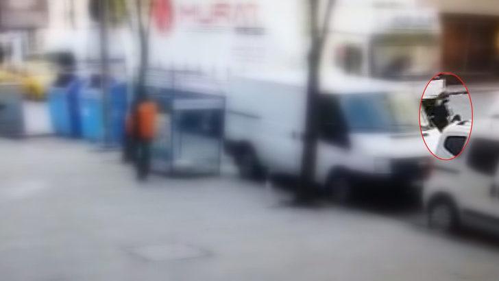 Bağcılar'da kahreden ölüm! Kör noktaya gelen anne-kız kamyonun altında kaldı G1