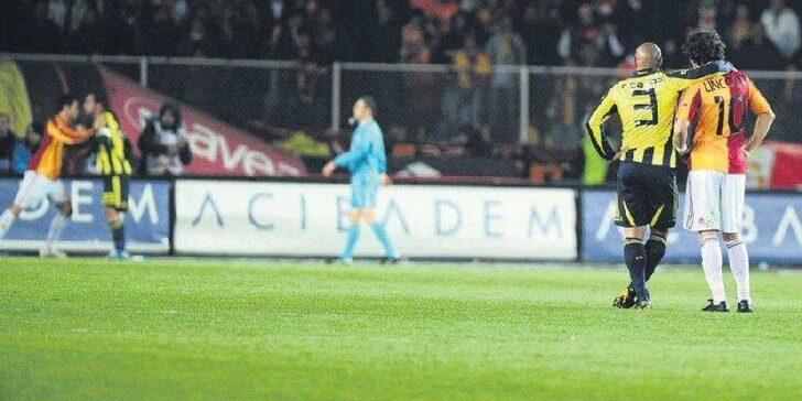 Galatasaray-Fenerbahçe derbisinde tarihi anlar G2