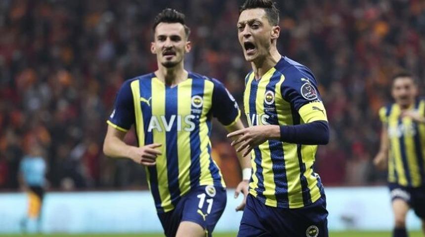 Mesut Özil: Fenerbahçemle derbide gol attım, çok mutluyum