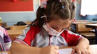 Ara tatil sona erdi! 18 milyon öğrenci ders başı yaptı