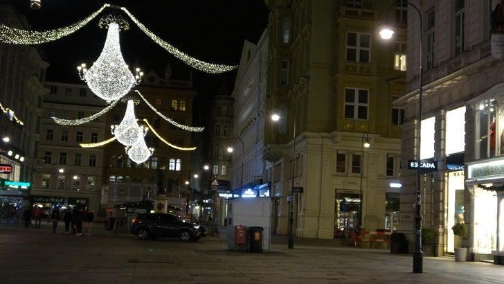 Acil durumlarda dışarı çıkmalarına izin var! Avusturya'da tam kapanma başladı G2