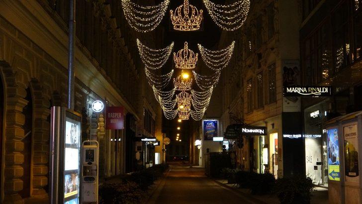 Acil durumlarda dışarı çıkmalarına izin var! Avusturya'da tam kapanma başladı G3