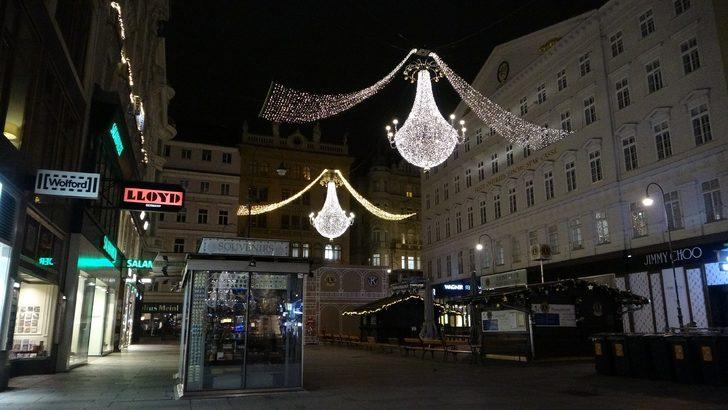 Acil durumlarda dışarı çıkmalarına izin var! Avusturya'da tam kapanma başladı G4