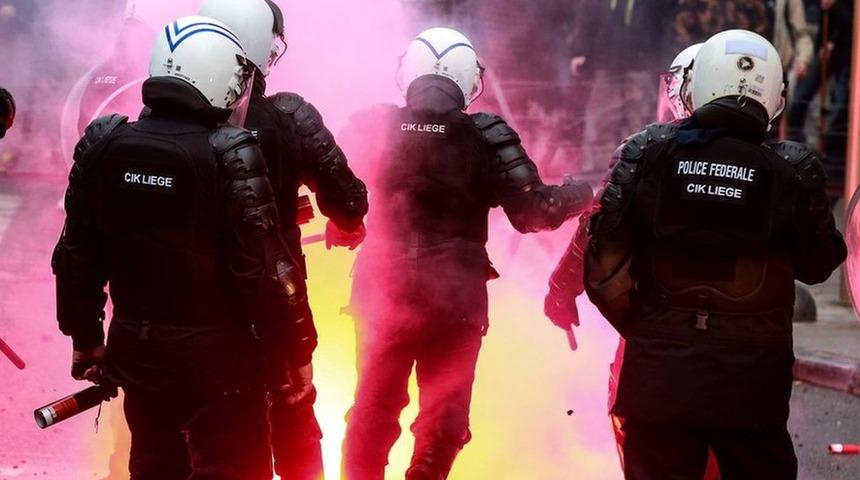 Covid-19: Avusturya'da tam kapanma, Avrupa kentlerinde &ouml;nlemlere karşı g&ouml;steriler