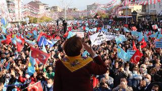 Akşener'in Denizli mitingindeki görüntü olay oldu! AK Parti'nin iddiasına İYİ Parti'den sert yanıt