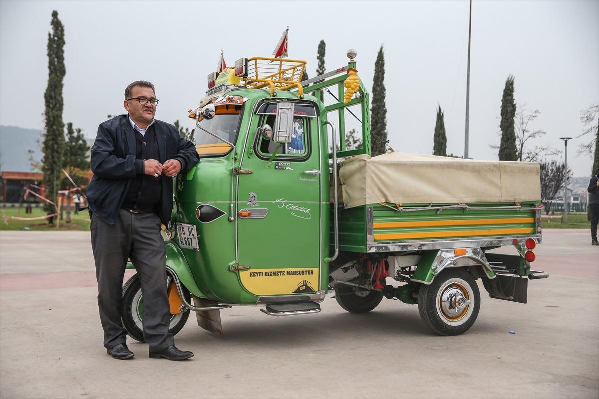 Yarım asırlık modifiye triport&ouml;r&uuml;ne g&ouml;z&uuml; gibi bakıyor