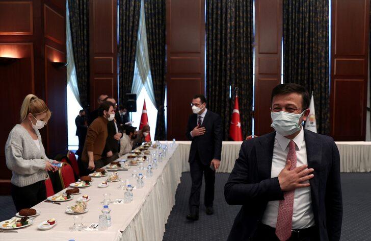 AK Parti Genel Başkan yardımcıları Dağ ve Yavuz basın toplantısı düzenledi G1