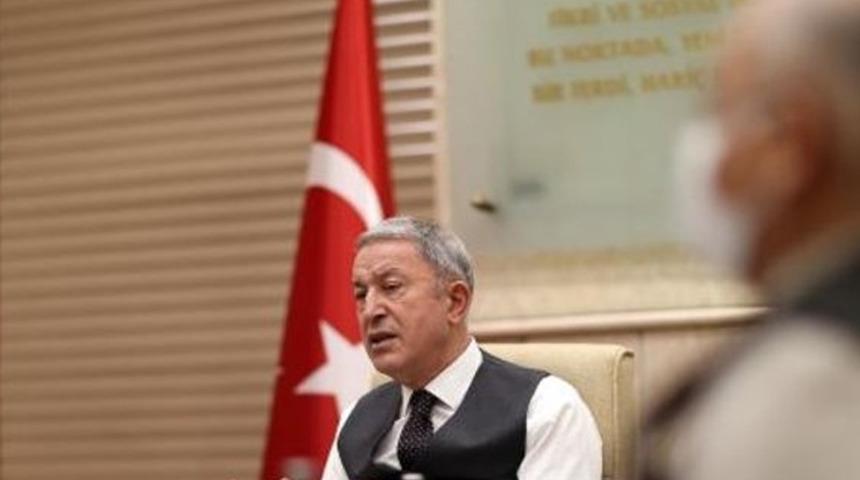 Bakan Akar: Atina gerilimi artırmak istiyor