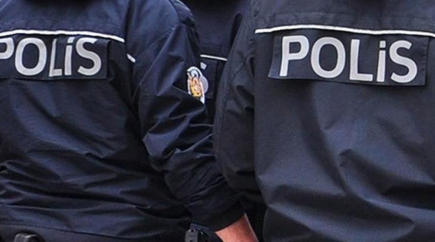 Siyasetçinin özel verilerini paylaşan polis görevden uzaklaştırıldı