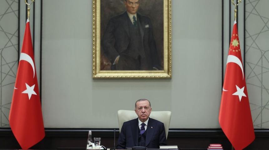 Erdoğan, "Kur artışı istihdamı artırır" s&ouml;zlerinin ardından dolar/TL y&uuml;zde 1 y&uuml;kseldi