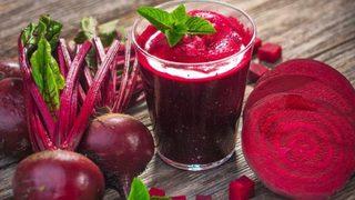 Hem şifa deposu hem de şipşak hazırlanıyor! Tiryakisi olacağınız pancar turşusu tarifi