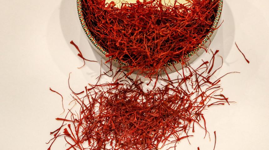 Kilosu 50 bin lirayı bulan safranda inanılmaz tuzak! At kılıyla taklit ediyorlar