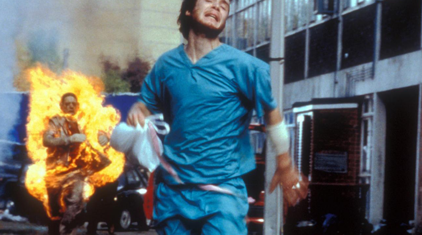 Kült zombi serisinin hayranlarından çağrı! “Üçüncüsü gelsin”