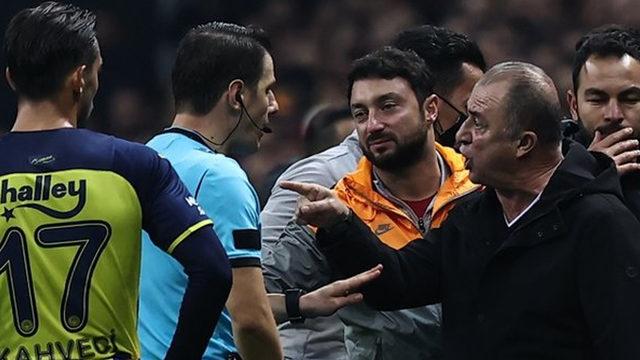 Fatih Terim'e tarihi ceza!
