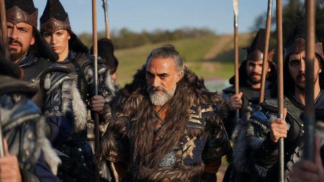 Destan dizisi Alpagu Han gerçekte kimdir? Selim Bayraktar kimdir, nereli ve kaç yaşında?