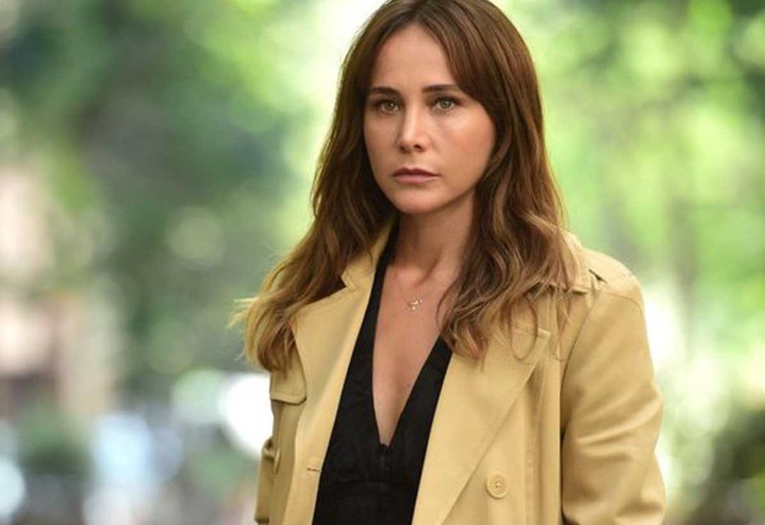 Yalancı dizisinin Deniz&rsquo;i Bur&ccedil;in Terzioğlu da estetik harikası &ccedil;ıktı! Estetiksiz halini g&ouml;renler doktorunu sordu