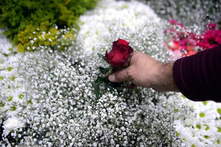 Çiçekçiler Öğretmenler Günü'nü yüz yüze eğitimle karşılamaktan mutlu G1