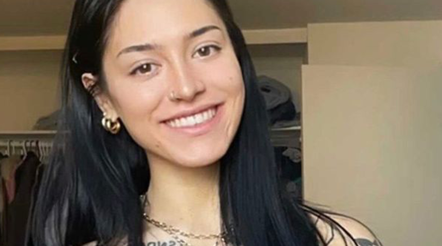 Ayağına gülmek için dövme yapan sanatçı, binlerce dolar kazandığını itiraf etti