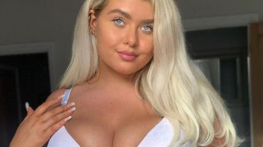 Büyük beden model Isabel Nicholls Nall, fazla kilolarına dair eleştirilere iç çamaşırlı pozuyla cevap verdi