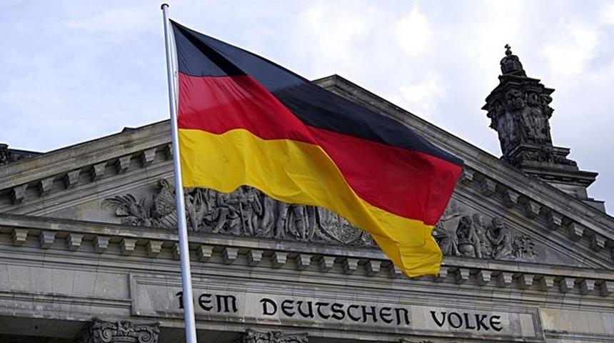 Almanya'da Merkel dönemi sona erdi! Yeni başbakan belli oldu