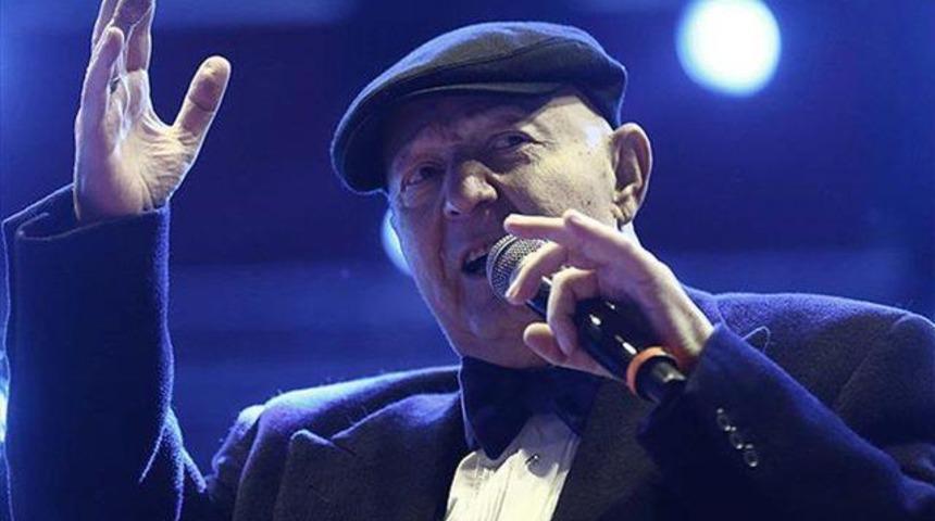 Kayahan kanseri Sezen'in desteği ile yenmiş