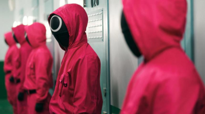 Kuzey Kore'de korkunç infaz! Squid Game dizisini ülkeye sokan kaçakçı kurşuna dizilecek