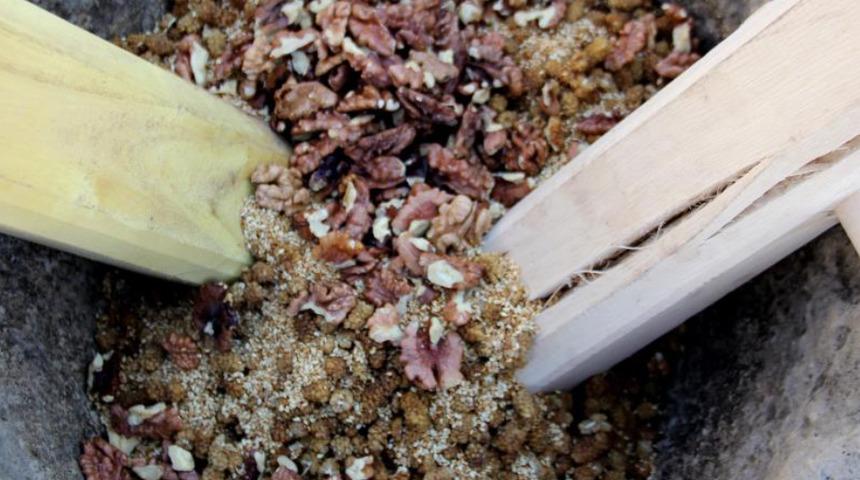 İlçenin ana geçim kaynağı yüzyıllardır şifa oluyor! Derneği bile var