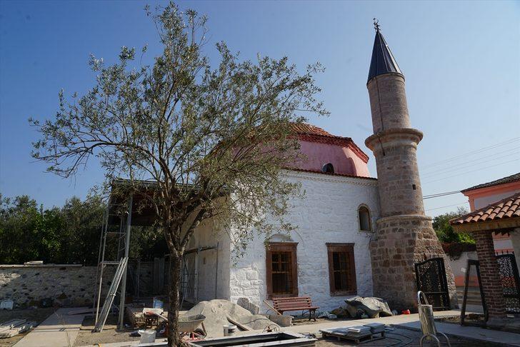 Ayvalık'taki 7 asırlık Osmanlı camisinin restorasyonunda sona yaklaşıldı G2